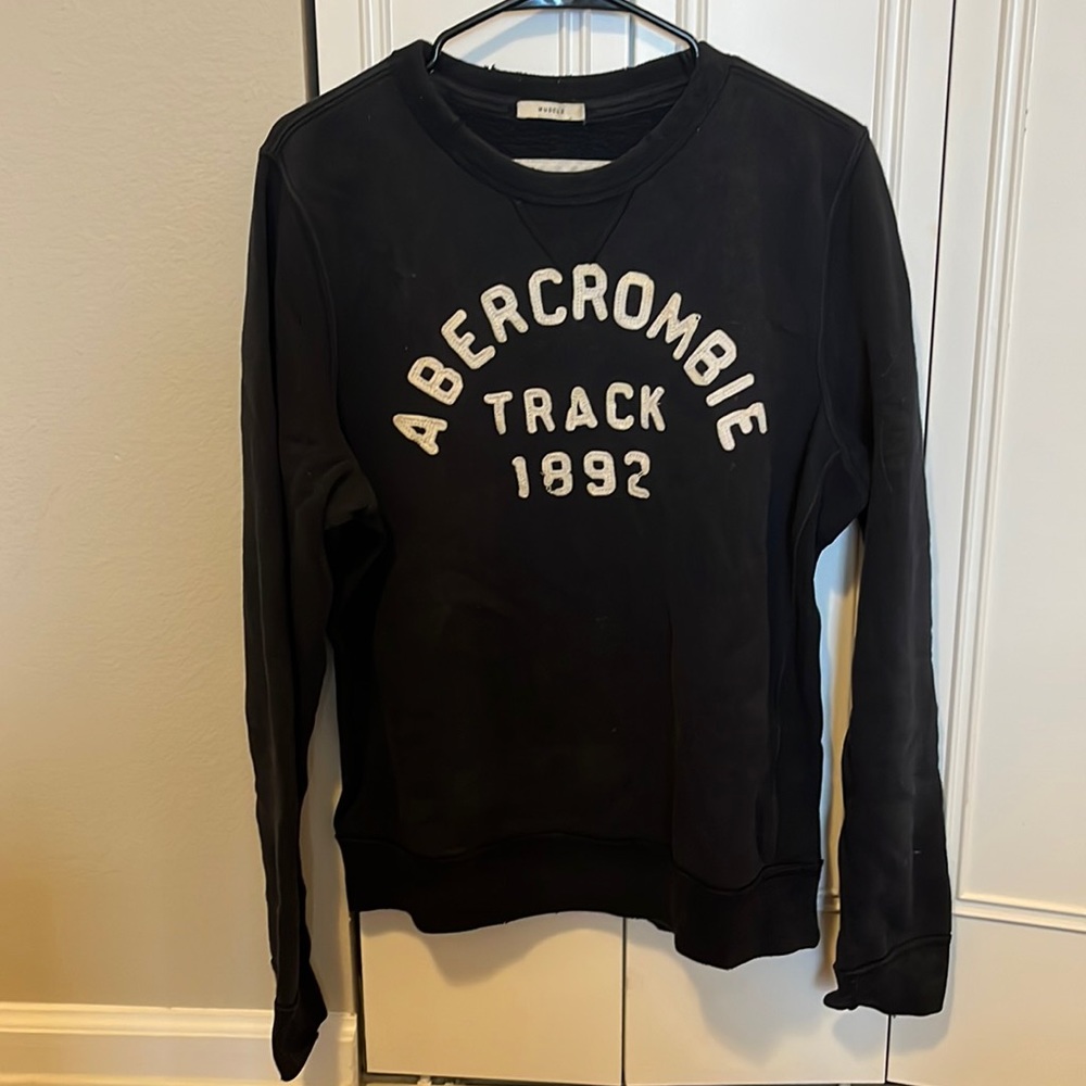 Abercrombie & Fitch navy crew neck